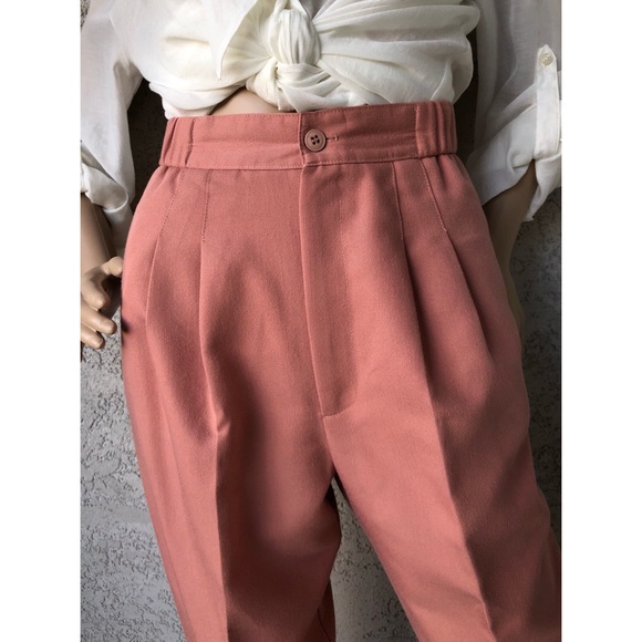 Vintage Pants - SOLD (DePop) VINTAGE | Pleated front pants